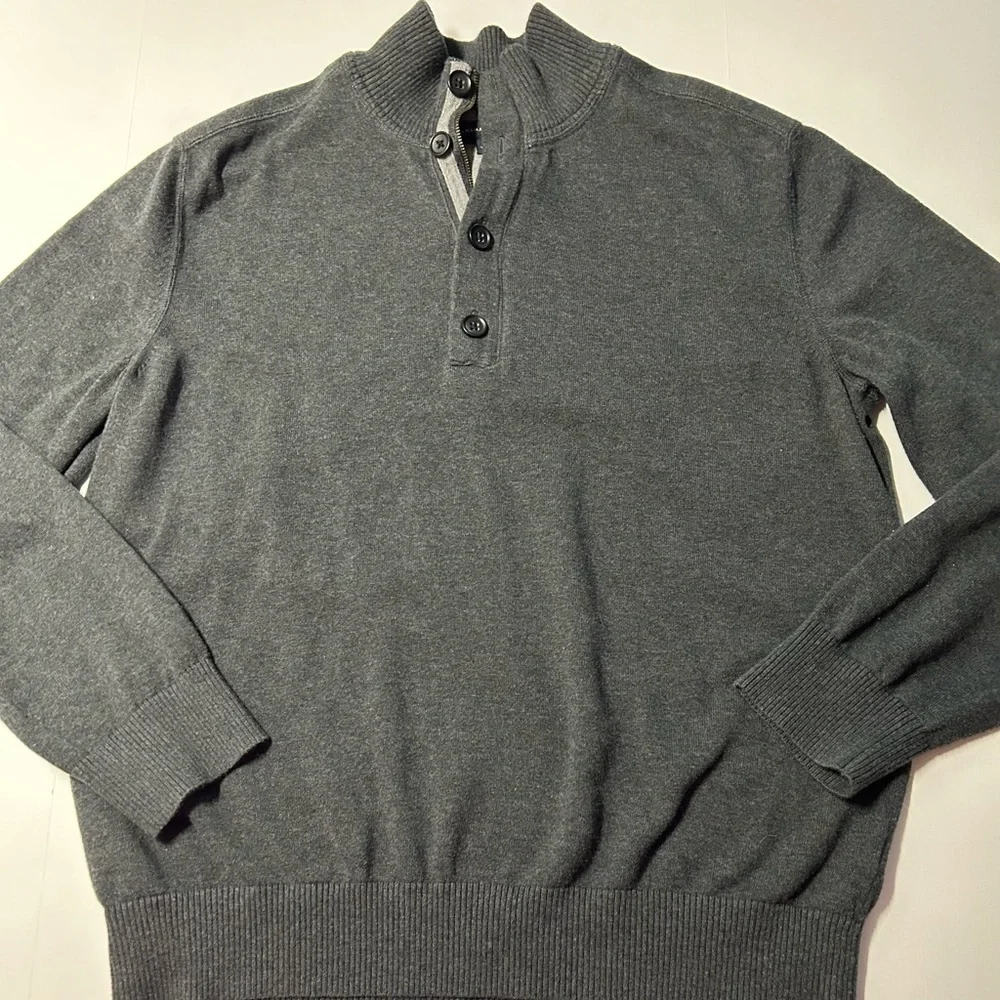 Banana Republic men size extra large, double knit,‎ pull over sweater